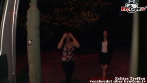 Teen hat Sex auf der Straße mit einem Passanten