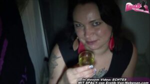 Urin trinkende Nachbarin Spacy POV gefilmt